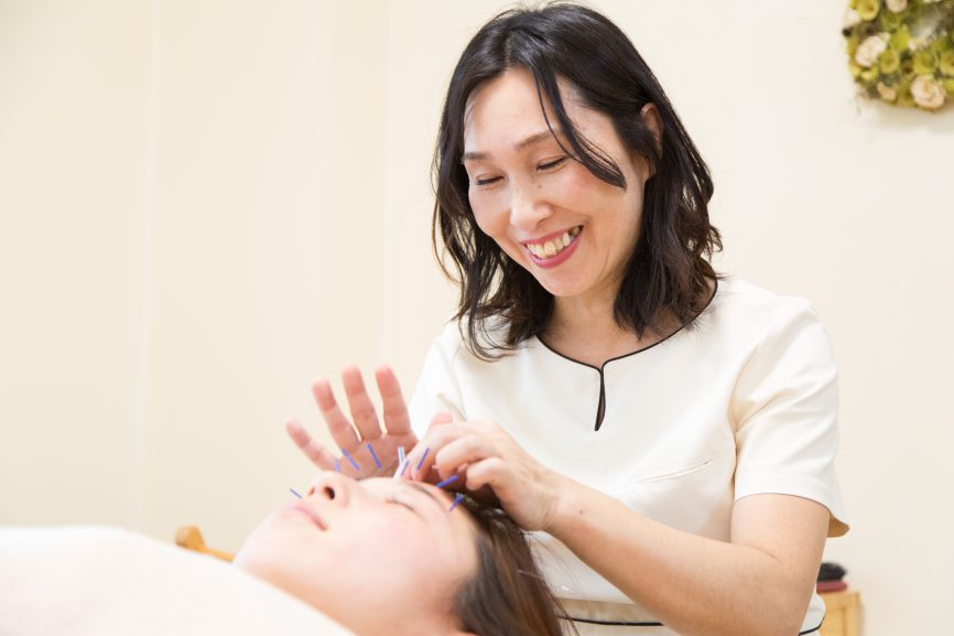 美容針(美容鍼)小顔　